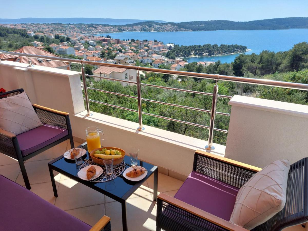 Apartment Zunabovic Trogir Exteriör bild